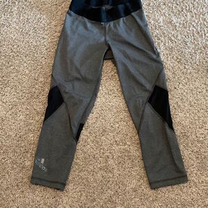 women’s Adidas techfit compression pants size extra small
